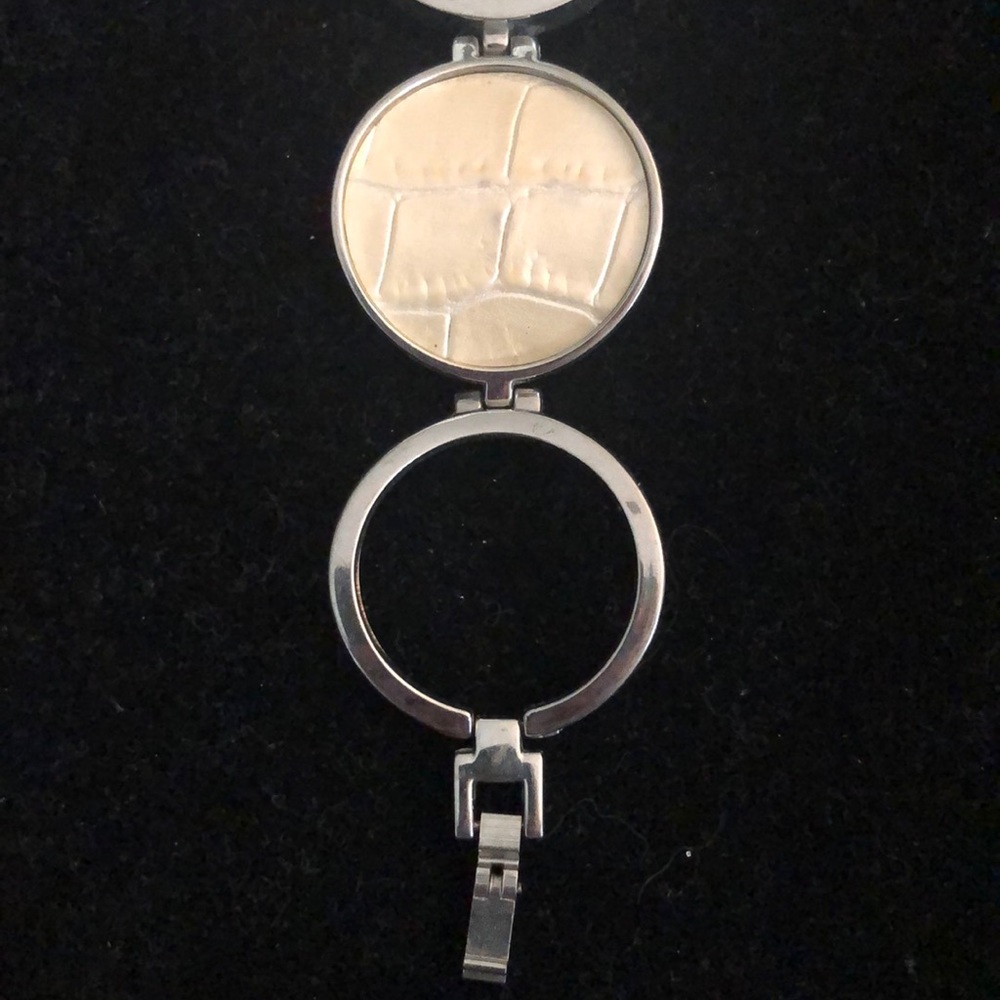 Geneva Watch - Picture 5 of 6